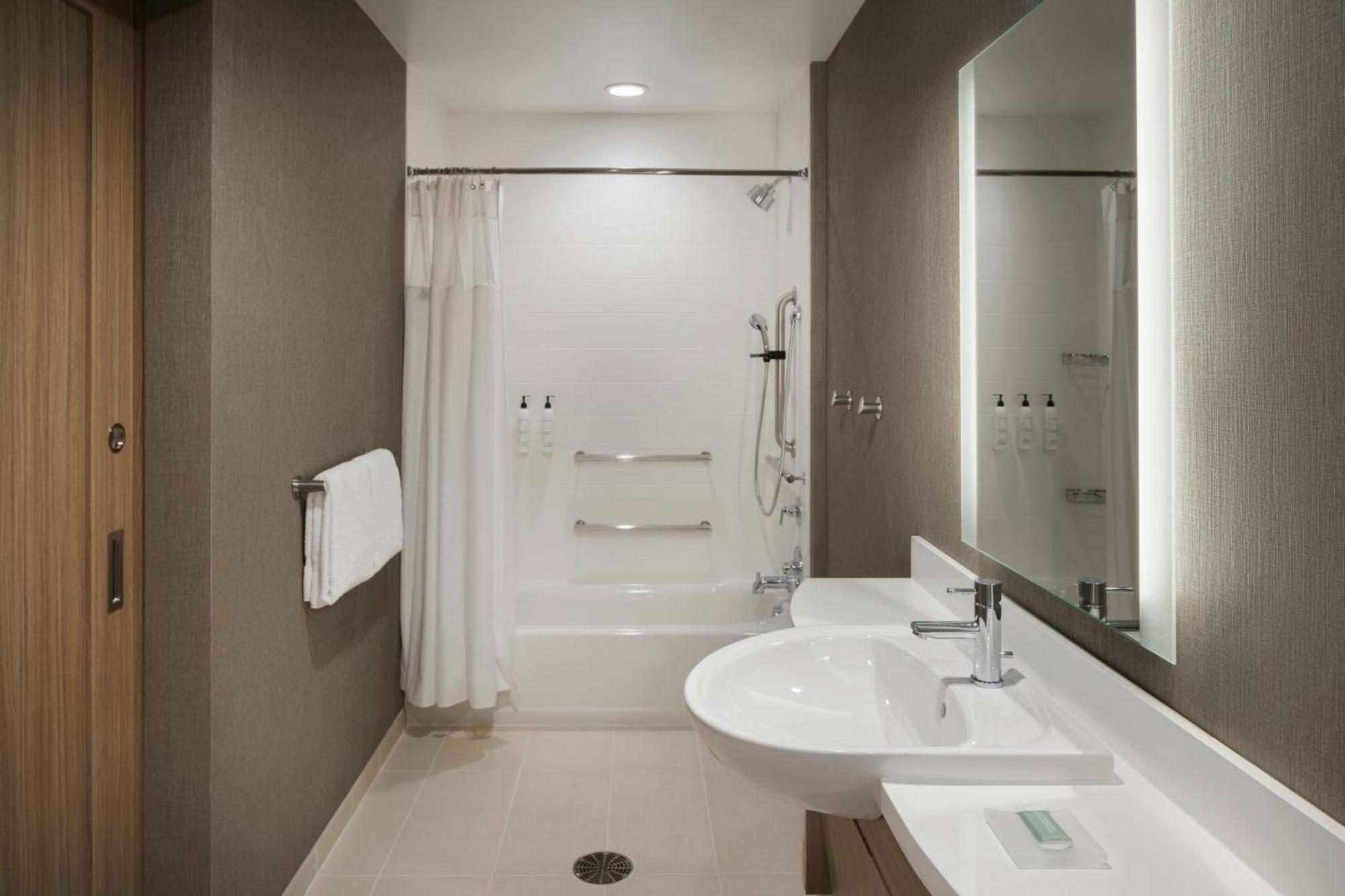 Springhill Suites By Marriott 볼링 그린 외부 사진